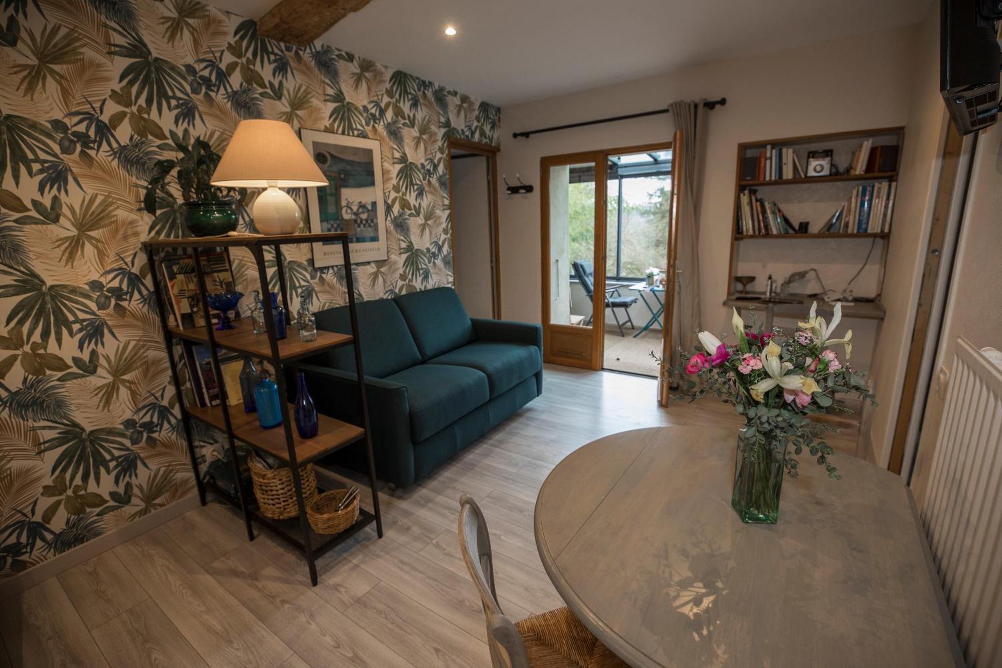 Agreable Logement Independant Avec Veranda Vienne  Exterior photo